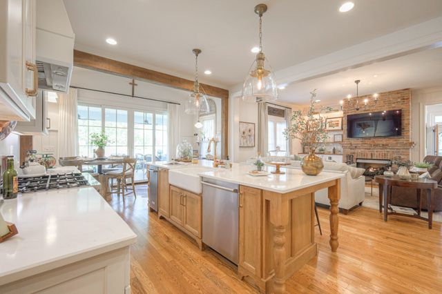 304 Stewart St, Franklin, TN 37064
