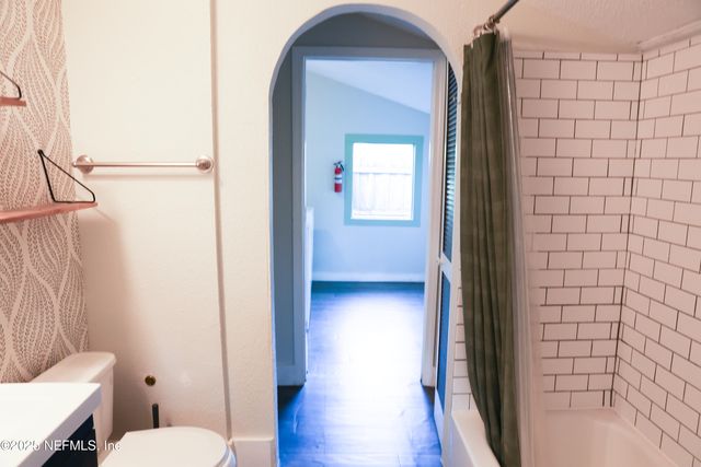 2664 ERNEST Street, Jacksonville, FL 32204