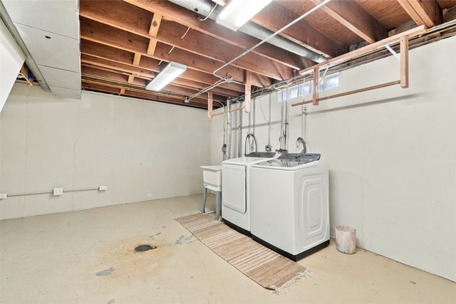 732 29th Street NE, Cedar Rapids, IA 52402