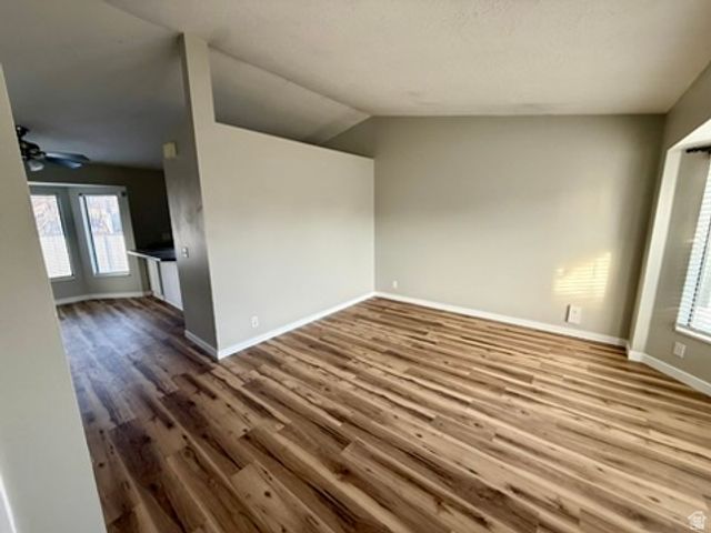 5198 W CRUS CORVI RD RD, West Jordan, UT 84081