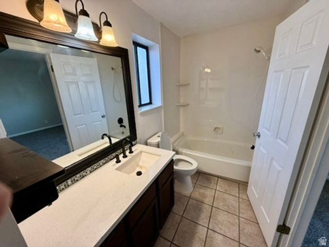 5198 W CRUS CORVI RD RD, West Jordan, UT 84081