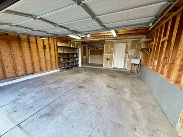 5198 W CRUS CORVI RD RD, West Jordan, UT 84081