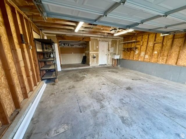 5198 W CRUS CORVI RD RD, West Jordan, UT 84081