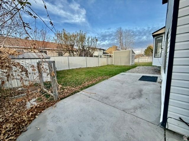 5198 W CRUS CORVI RD RD, West Jordan, UT 84081