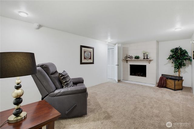 11267 145th Avenue SE, Renton, WA 98059