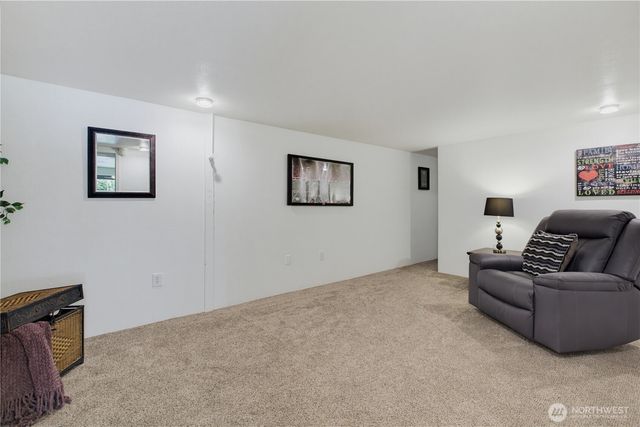 11267 145th Avenue SE, Renton, WA 98059