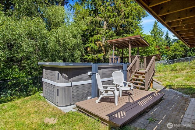 11267 145th Avenue SE, Renton, WA 98059