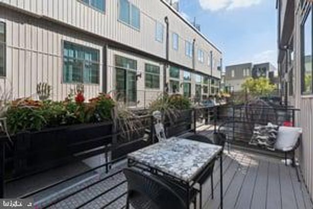 819 N ORKNEY ST, Philadelphia, PA 19123