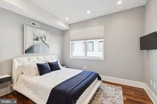 819 N ORKNEY ST, Philadelphia, PA 19123