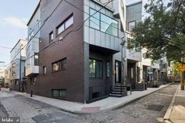 819 N ORKNEY ST, Philadelphia, PA 19123