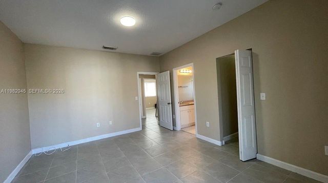 390 NE 35th Ave 0, Homestead, FL 33033