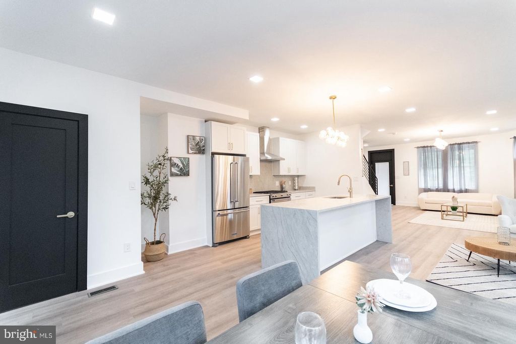 839 FLORIDA AVE NE, Washington, DC 20002