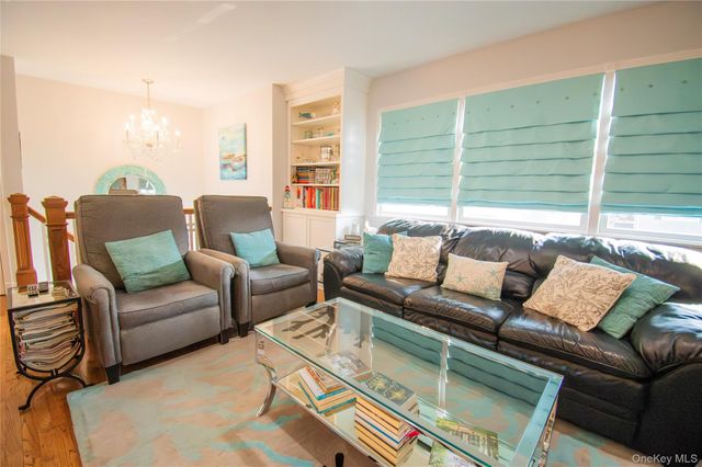3345 Parkway Drive, Baldwin, NY 11510