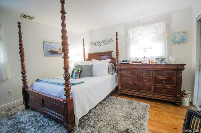 3345 Parkway Drive, Baldwin, NY 11510