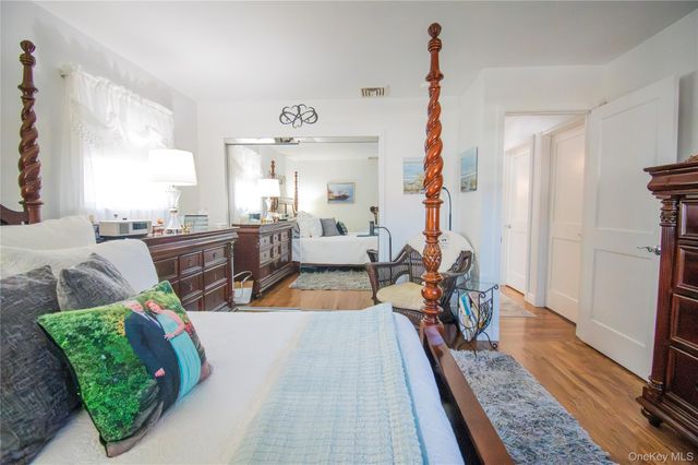 3345 Parkway Drive, Baldwin, NY 11510