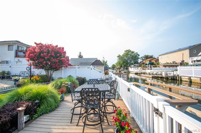 3345 Parkway Drive, Baldwin, NY 11510