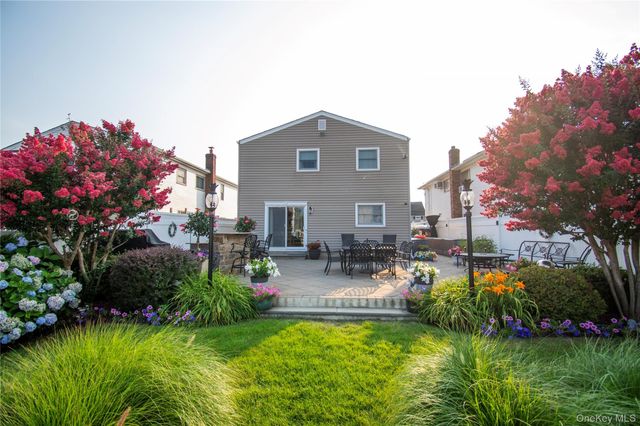 3345 Parkway Drive, Baldwin, NY 11510