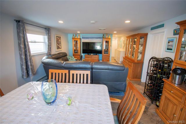 3345 Parkway Drive, Baldwin, NY 11510
