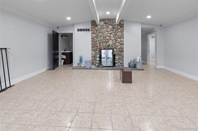 2020 DIXIE, Waterford Charter Township, MI 48328