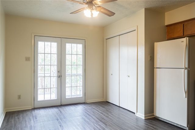 712 Wellesley Court C, College Station, TX 77840