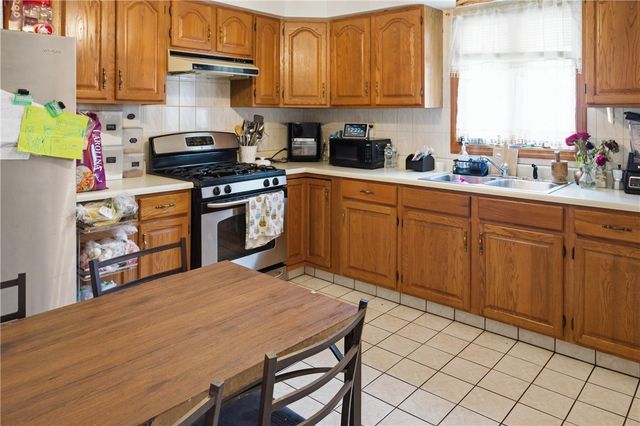 291 California Avenue, Providence, RI 02905