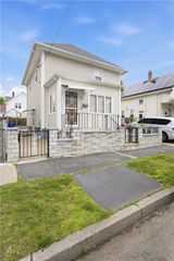 291 California Avenue, Providence, RI 02905