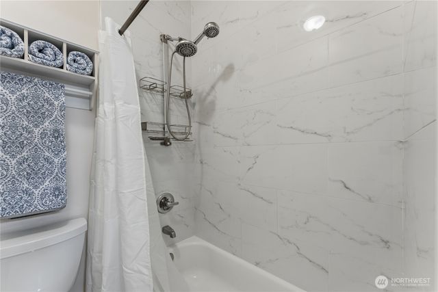 22132 NE 114th Street, Redmond, WA 98053