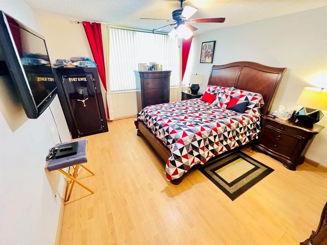 3821 Environ Boulevard 203, Lauderhill, FL 33319