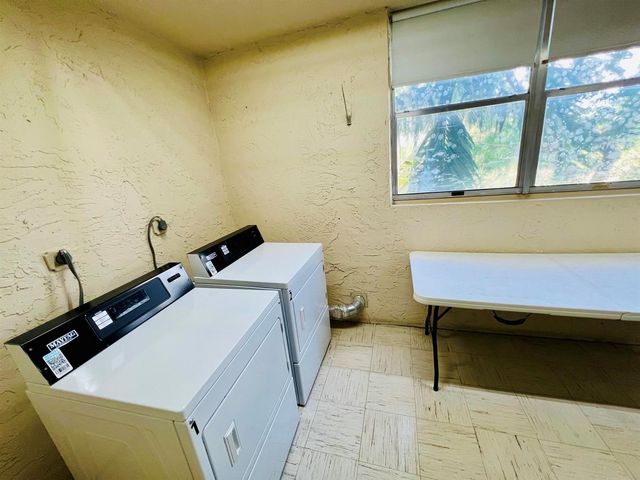3821 Environ Boulevard 203, Lauderhill, FL 33319