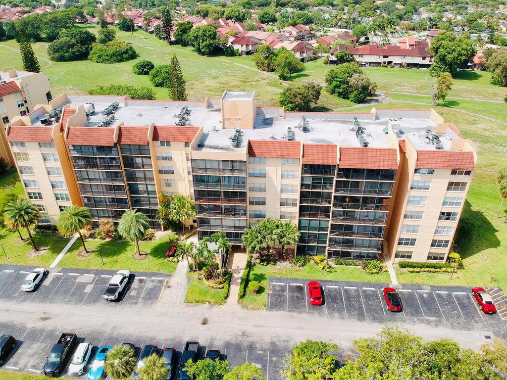 3821 Environ Boulevard 203, Lauderhill, FL 33319