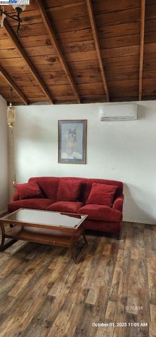 60 Mulligan St., Weaverville, CA 96093