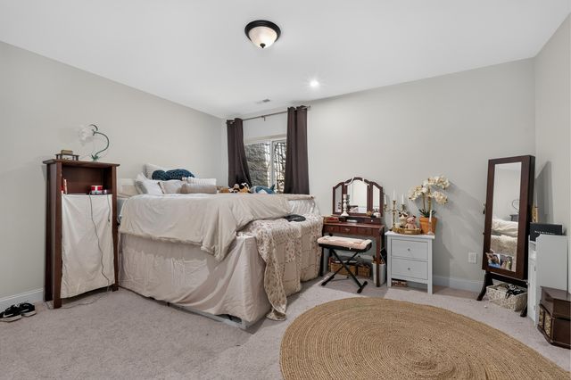 612 Winstar Court, Union, KY 41091