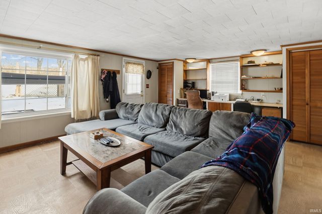 1008 Hedgewood Drive, Lafayette, IN 47904