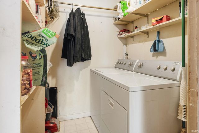 1008 Hedgewood Drive, Lafayette, IN 47904