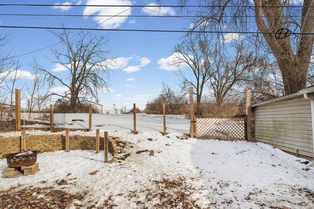 1008 Hedgewood Drive, Lafayette, IN 47904