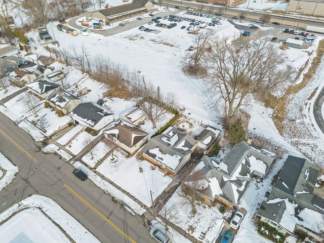 1008 Hedgewood Drive, Lafayette, IN 47904