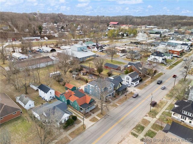 427 E Chestnut Street, Corydon, IN 47112