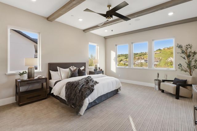 2042 Ritchie St, Folsom, CA 95630