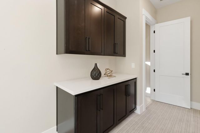 2042 Ritchie St, Folsom, CA 95630