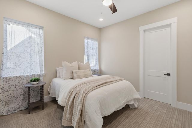 2042 Ritchie St, Folsom, CA 95630