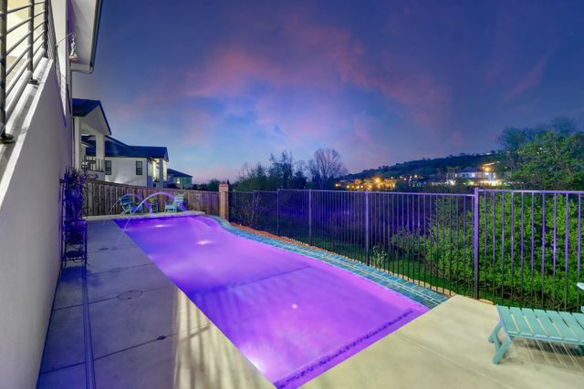 2042 Ritchie St, Folsom, CA 95630