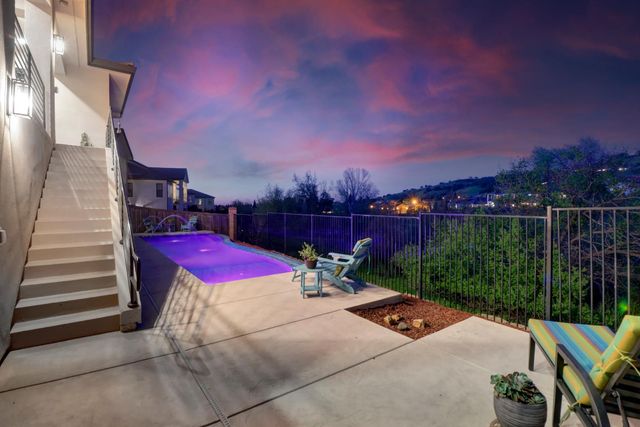 2042 Ritchie St, Folsom, CA 95630