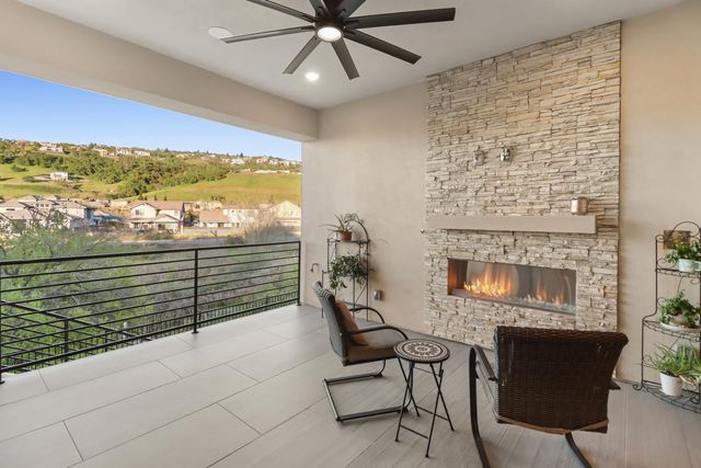 2042 Ritchie St, Folsom, CA 95630