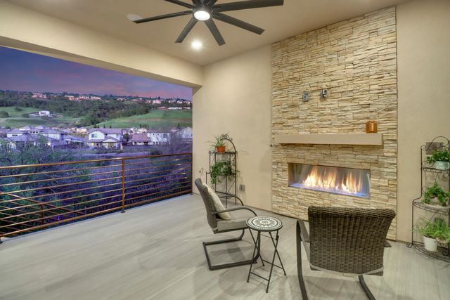 2042 Ritchie St, Folsom, CA 95630