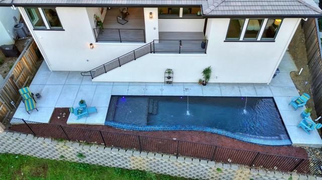 2042 Ritchie St, Folsom, CA 95630