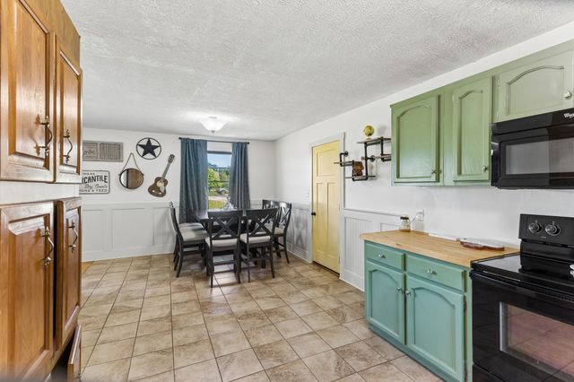 3103 Bearwallow Rd, Ashland City, TN 37015