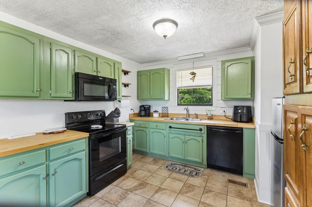 3103 Bearwallow Rd, Ashland City, TN 37015