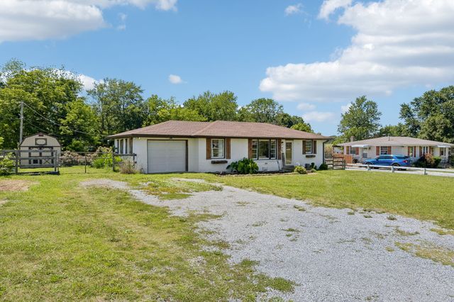 3103 Bearwallow Rd, Ashland City, TN 37015
