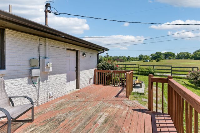 3103 Bearwallow Rd, Ashland City, TN 37015