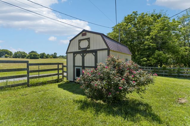 3103 Bearwallow Rd, Ashland City, TN 37015